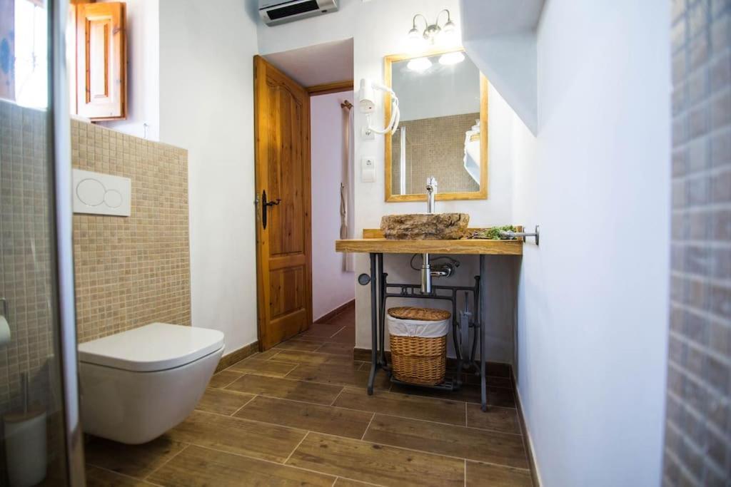 סאנט מיגל דה באלאנסט Casa Can Lluc Con Piscina, Jardin Y Vista Al Campo מראה חיצוני תמונה