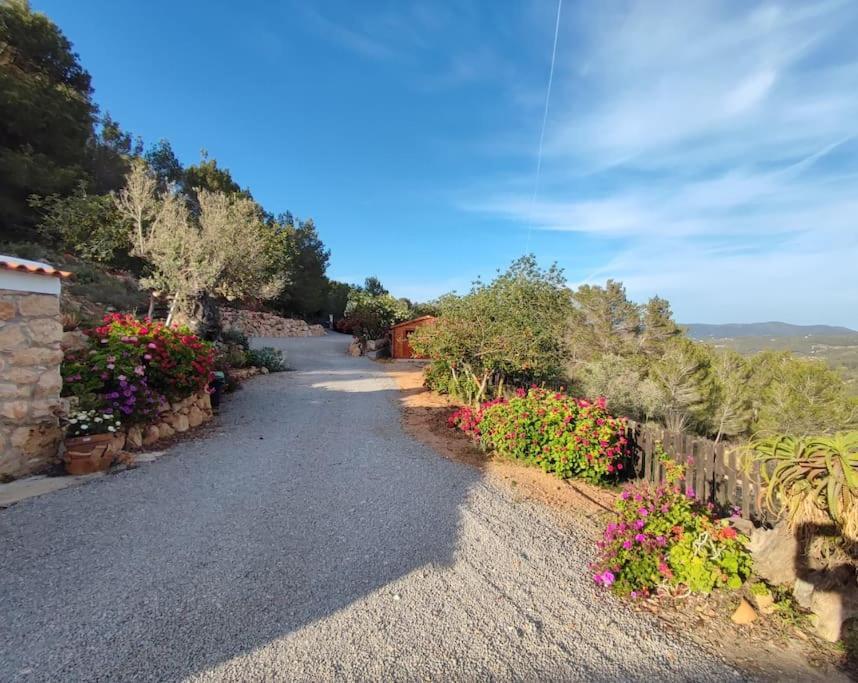 סאנט מיגל דה באלאנסט Casa Can Lluc Con Piscina, Jardin Y Vista Al Campo מראה חיצוני תמונה