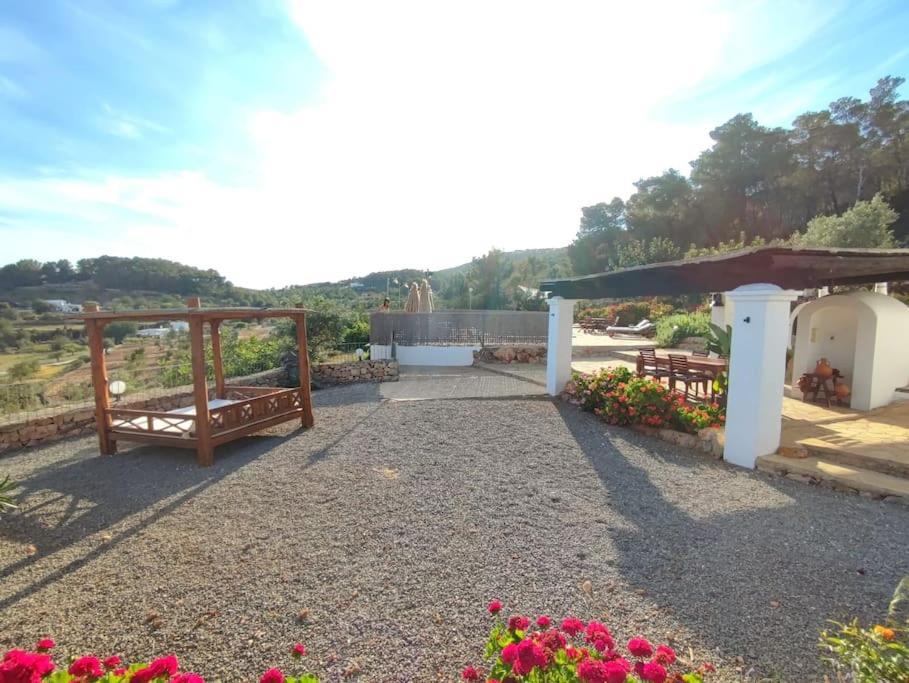 סאנט מיגל דה באלאנסט Casa Can Lluc Con Piscina, Jardin Y Vista Al Campo מראה חיצוני תמונה