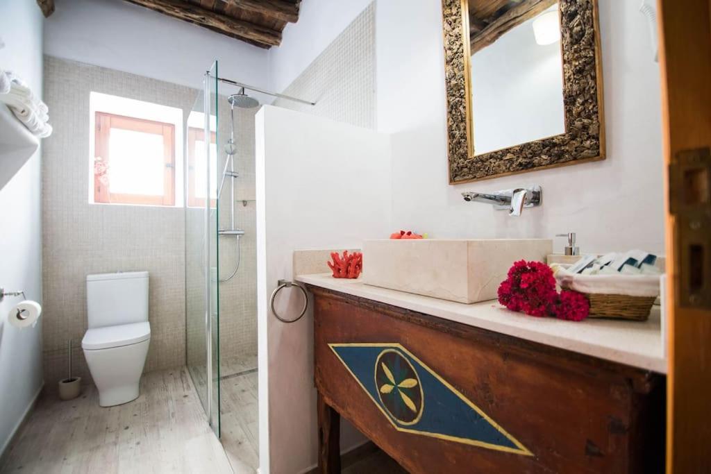 סאנט מיגל דה באלאנסט Casa Can Lluc Con Piscina, Jardin Y Vista Al Campo מראה חיצוני תמונה