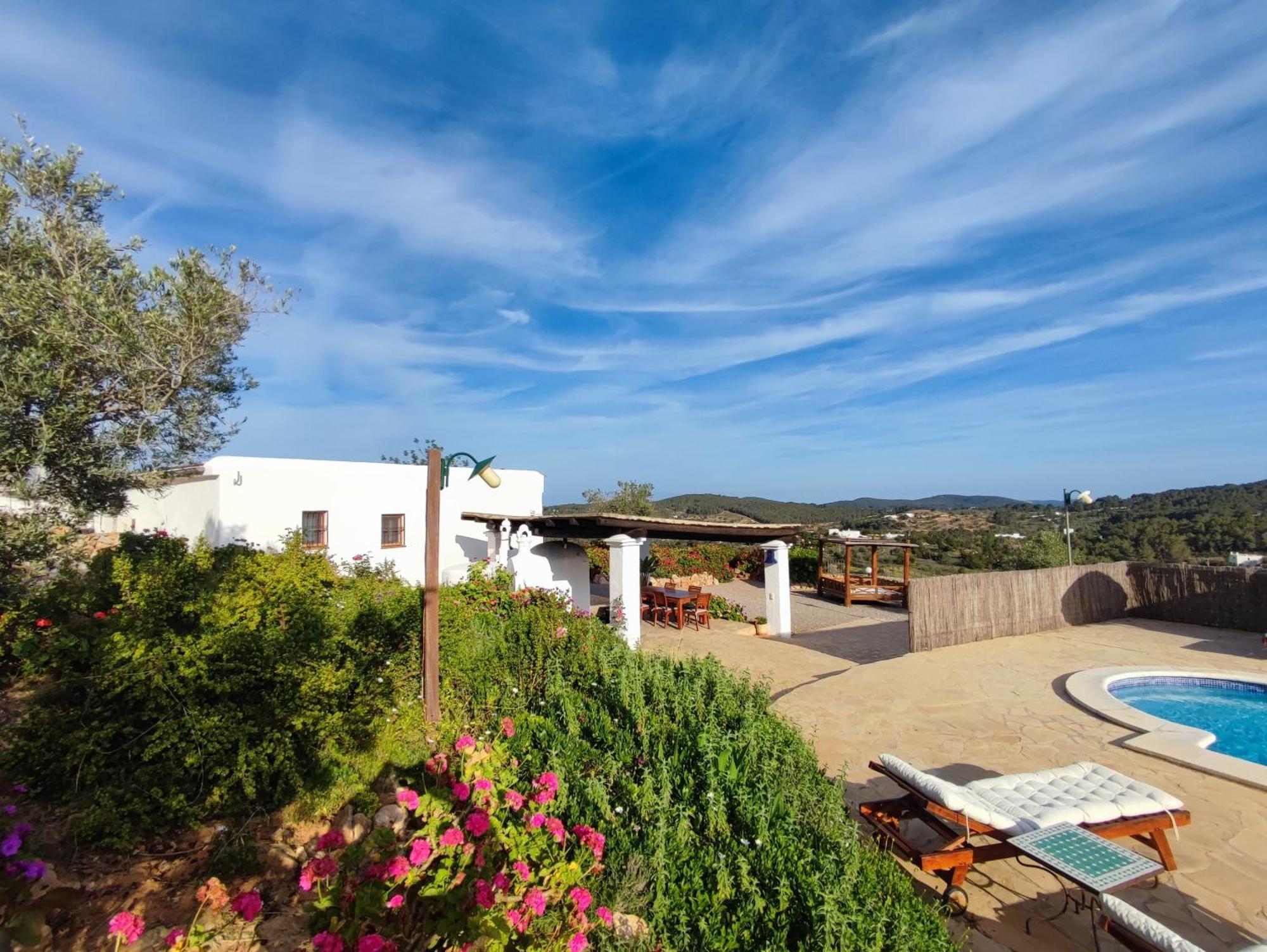 סאנט מיגל דה באלאנסט Casa Can Lluc Con Piscina, Jardin Y Vista Al Campo מראה חיצוני תמונה