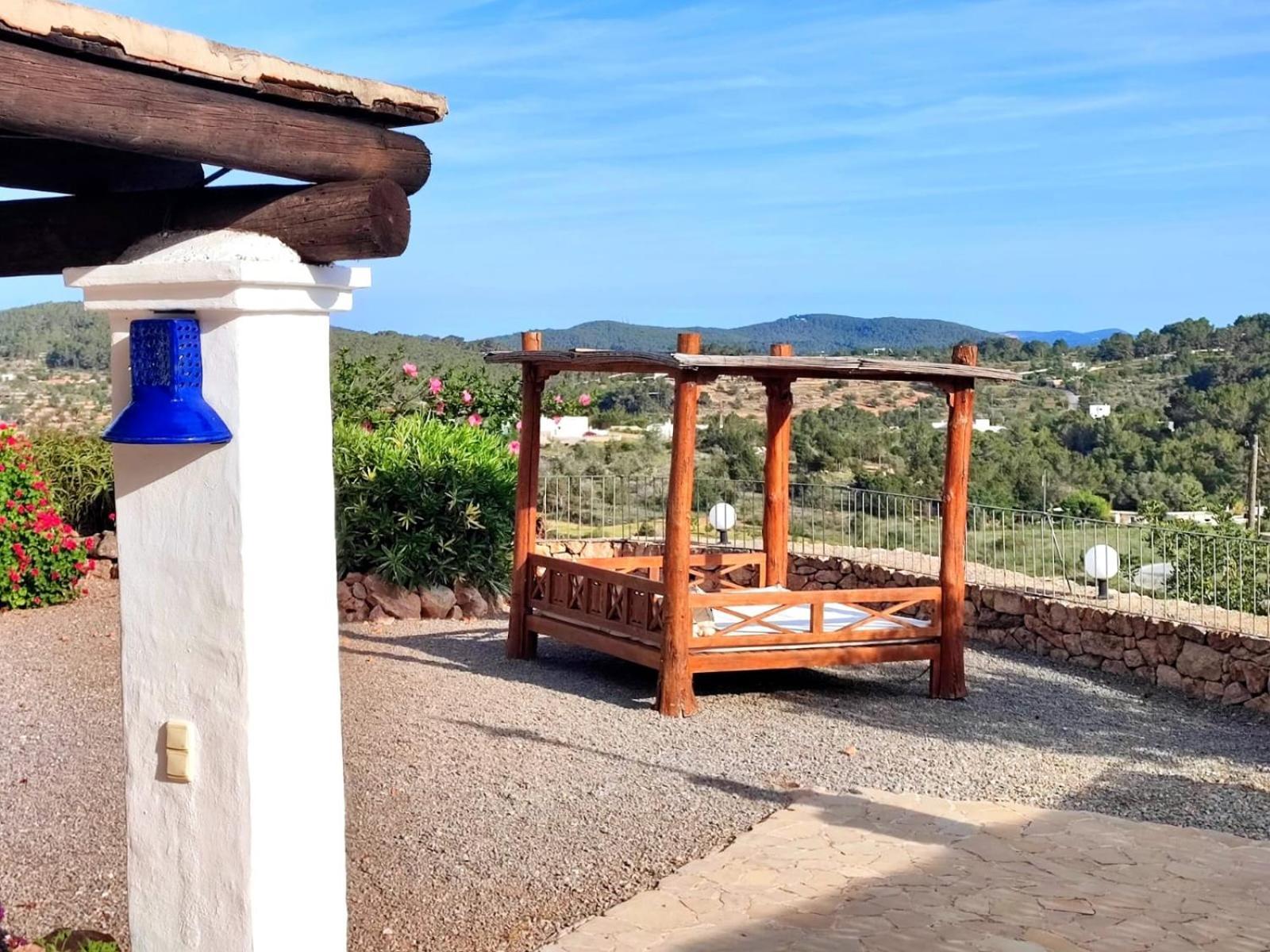 סאנט מיגל דה באלאנסט Casa Can Lluc Con Piscina, Jardin Y Vista Al Campo מראה חיצוני תמונה